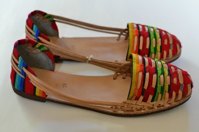 Size 38 US 7.5 Women's Caites