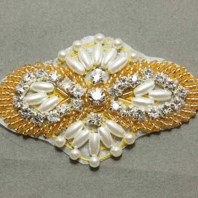 2.8 " sew/iron crystal rhinestone sash wedding bridal gown rhombus applique - Thumbnail 2