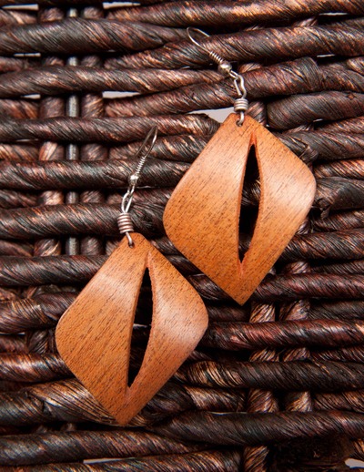 Single etch light wood earring