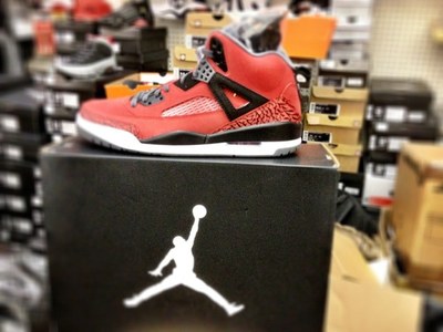 Jordan spizike (red)