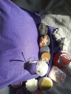 Aromatherapy Personal home spa kit in purple glitter