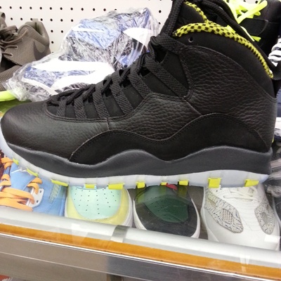 Jordan retro 10 venom green