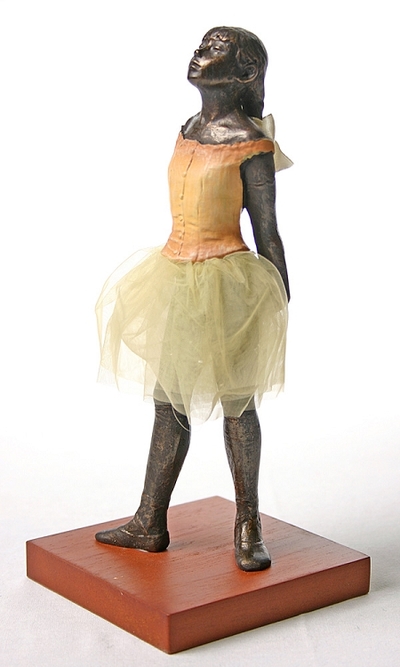 Little Dancer Statue of Fourteen Years by Degas DE05