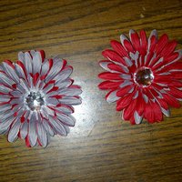 4" Flower Hair Clips - Thumbnail 1