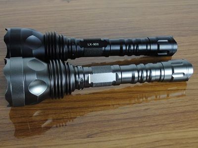 Tactical super bright long range 850lm q5 led flashlight waterproof camping climbing working outdoor led torch 9011