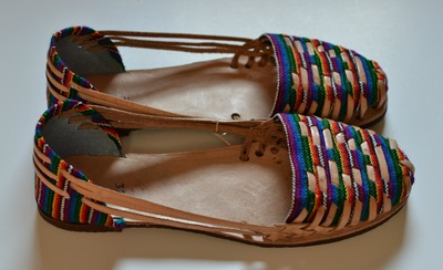 Size 37 US 6.5 Women's Caites