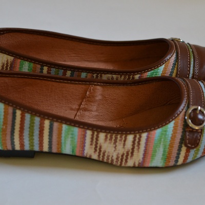 Handmade guatemalan flats size 37 us 6.5 - Thumbnail 3