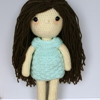 Aimee, the Heirloom Doll - Thumbnail 1