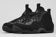Nike air foamposite one triple black