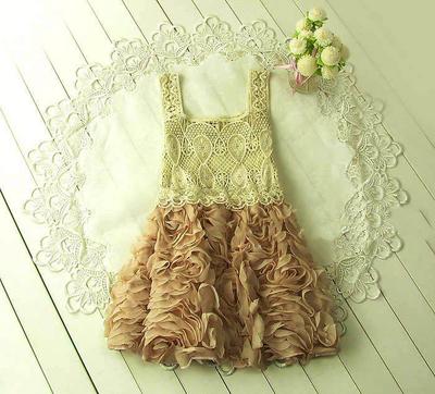 CROCHET AND ROSETTE DRESS VINTAGE STUNNING PRINCESS