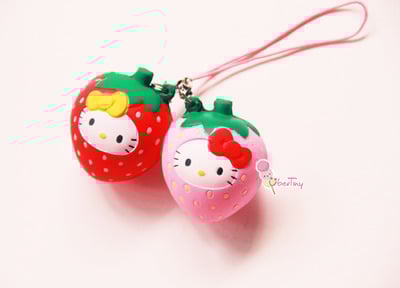 *Rare* Hello Kitty in Fruit Costumes Collection -Twin Strawberries (Licensed)