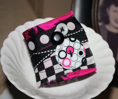 TC112 Kneck Tie Wrist Cuff