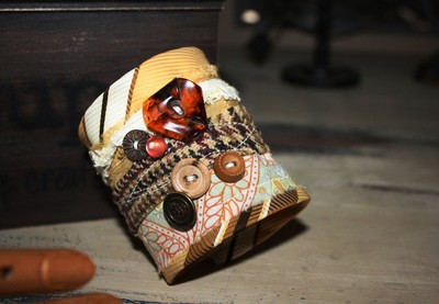 TC113 Kneck Tie Wrist Cuff