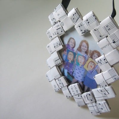 Music Picture Frame - Black & White & Eco