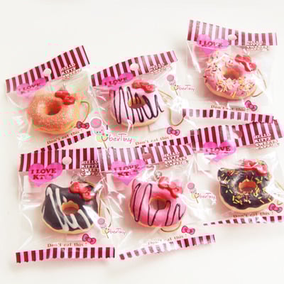 *rare* hello kitty licensed mini donut squishy - Thumbnail 3