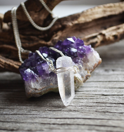 Clear Quartz Point Necklace, Crystal Point Necklace, Wire Wrapped Crystal, Healing Crystal