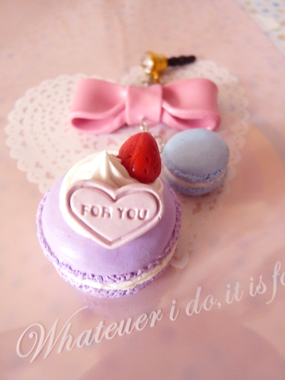 Macaroon & Bow dust plug