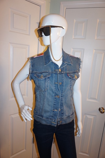 Vintage levis barbie vest size s-m