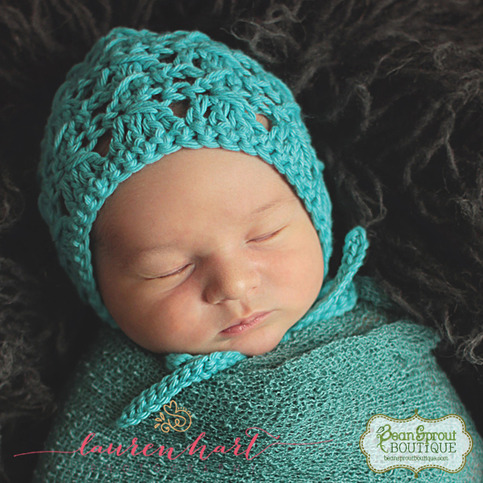 Diagonal Spike Bonnet