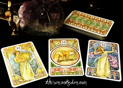 Tarot, Oracle, and Cartomancy psychic readings