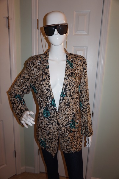Vintage d &k tan/teal rose blazer size s-m