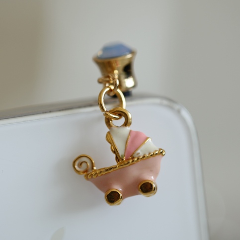 Baby Trolley iphone / smartphone dust plug chocolate cookie