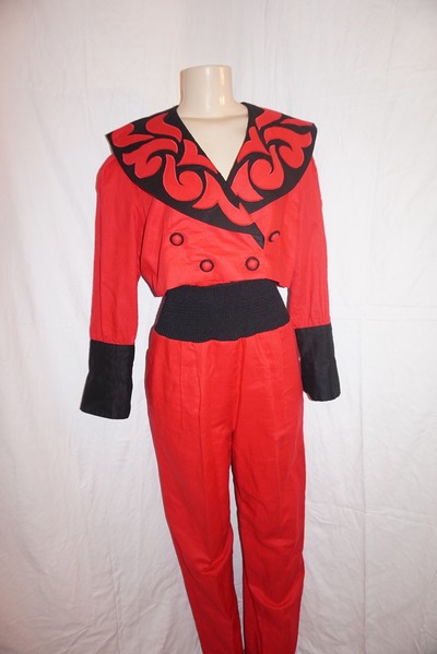 Vintage side effects red/black jumper size m