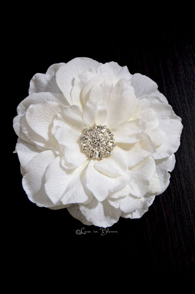 Wedding Hair Flower, Realistic Bridal Hair Flower - Elegant Muse #RF702 By Luxe in Bloom