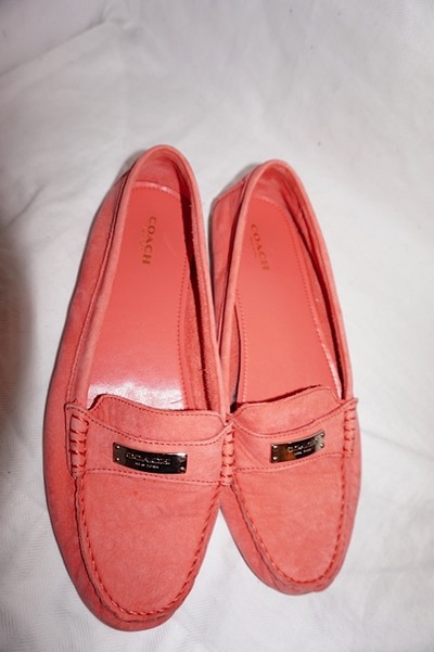 Vintage coach peach loafer (fredrica), size 9.5