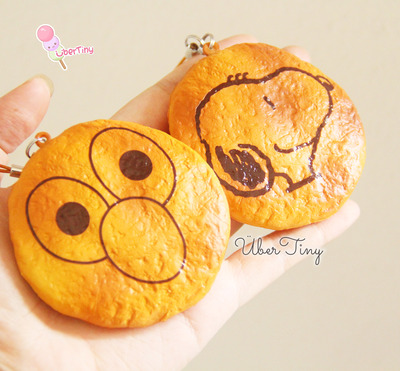 Snoopy and Elmo Cracking Biscuit Squishy