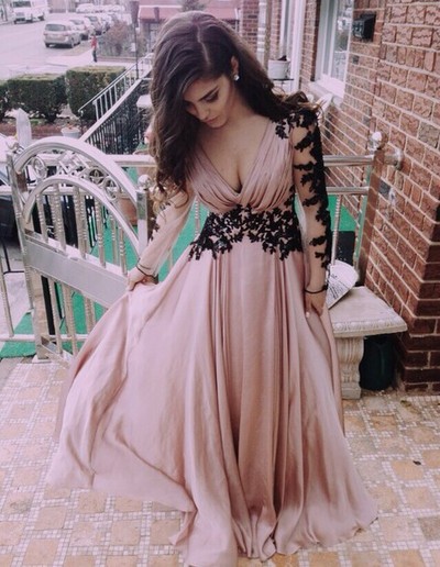 Sexy Prom Dress,Long Sleeve Prom Dress,Appliques Prom Dress,Chiffon Prom Dress,V-Neck Prom Dress,150330011