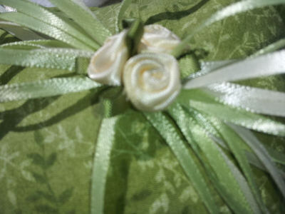 Lullaby Dream Sleep Pillow in "Moss green"