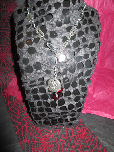 “Never Give Up” Self-Harm Razor Blade and Blood Drops Necklace