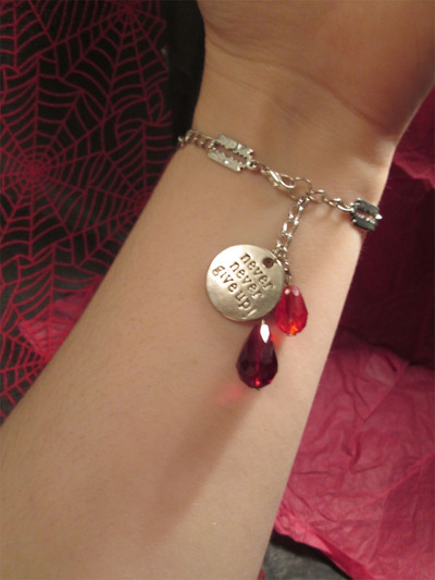 “Never Give Up” Self-Harm Razor Blade and Blood Drops Bracelet