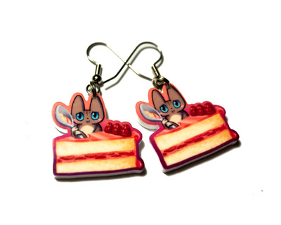 Le Cake Cat Earrings