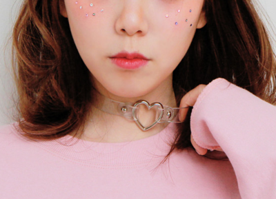 Clear Heart Choker