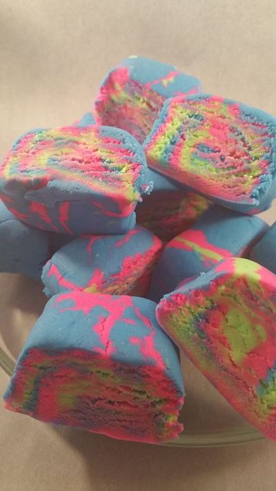 "Froot Loops Explosion" Bubblebar AKA "Fun in the Tub!"