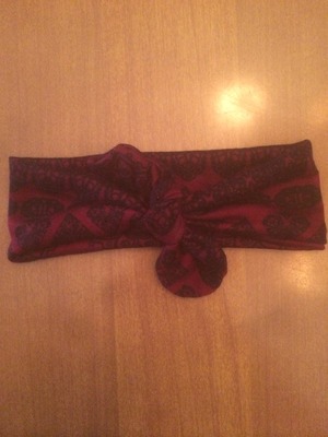 Maroon and black Tie Knot