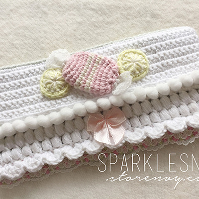 Candy cake tissue holder - Thumbnail 1