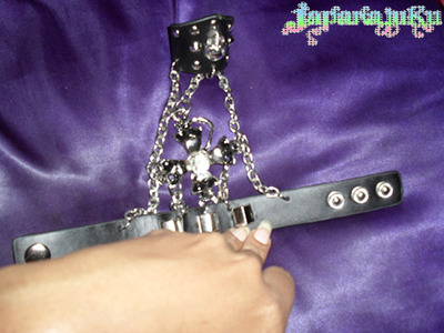 〖Sold Out〗Goth Punk Skull Ring Chain Bracelet