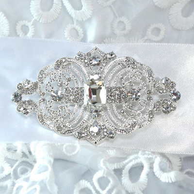 Rhinestone Crystals Vogue Rhombus Bridal Wedding Buckle Silver Plated Brooch Pin