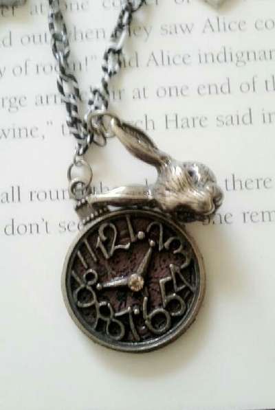 Alice in wonderland mad tea party march hare & mad hatter necklace