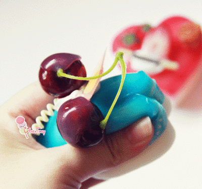 Jelly Glazed Heart Cake Squishy