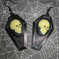 Small Black Coffin Earrings with Off-White and Black Skull Cameos  - Thumbnail 2