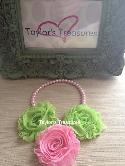 Taylors Treasures - 1st 2nd 3rd 4th Birthday Photo Prop - Rosette Pearl Elastic Necklace - Cake Smash - Perfect for Photo