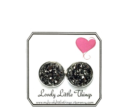 12mm Gunmetal Studs with Silver Setting