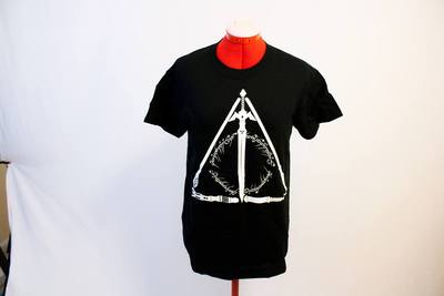 Fandoms Unite Tee - Unisex S