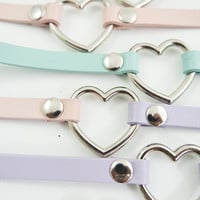Pastel slim faux leather heart choker - Thumbnail 1