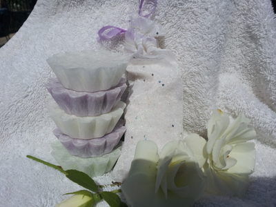Bath Salts and Magick melts combination