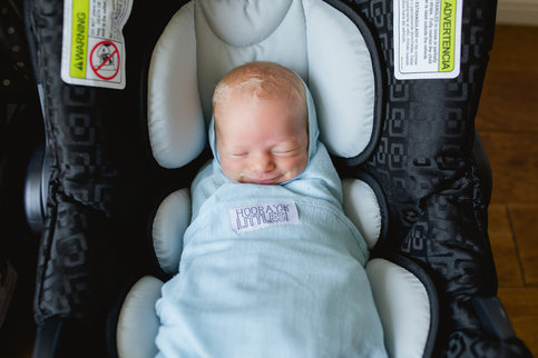 Car Seat Swaddle - Baby Blue